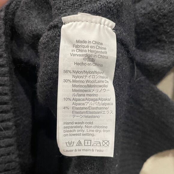 Madewell Payton Pullover Sweater in Coziest Yarn Black - Size: XXS - Picture 8 of 8